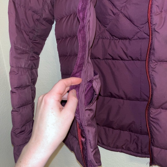 Women's Lululemon Goose Down Puffer Jacket - Picture 4 of 9